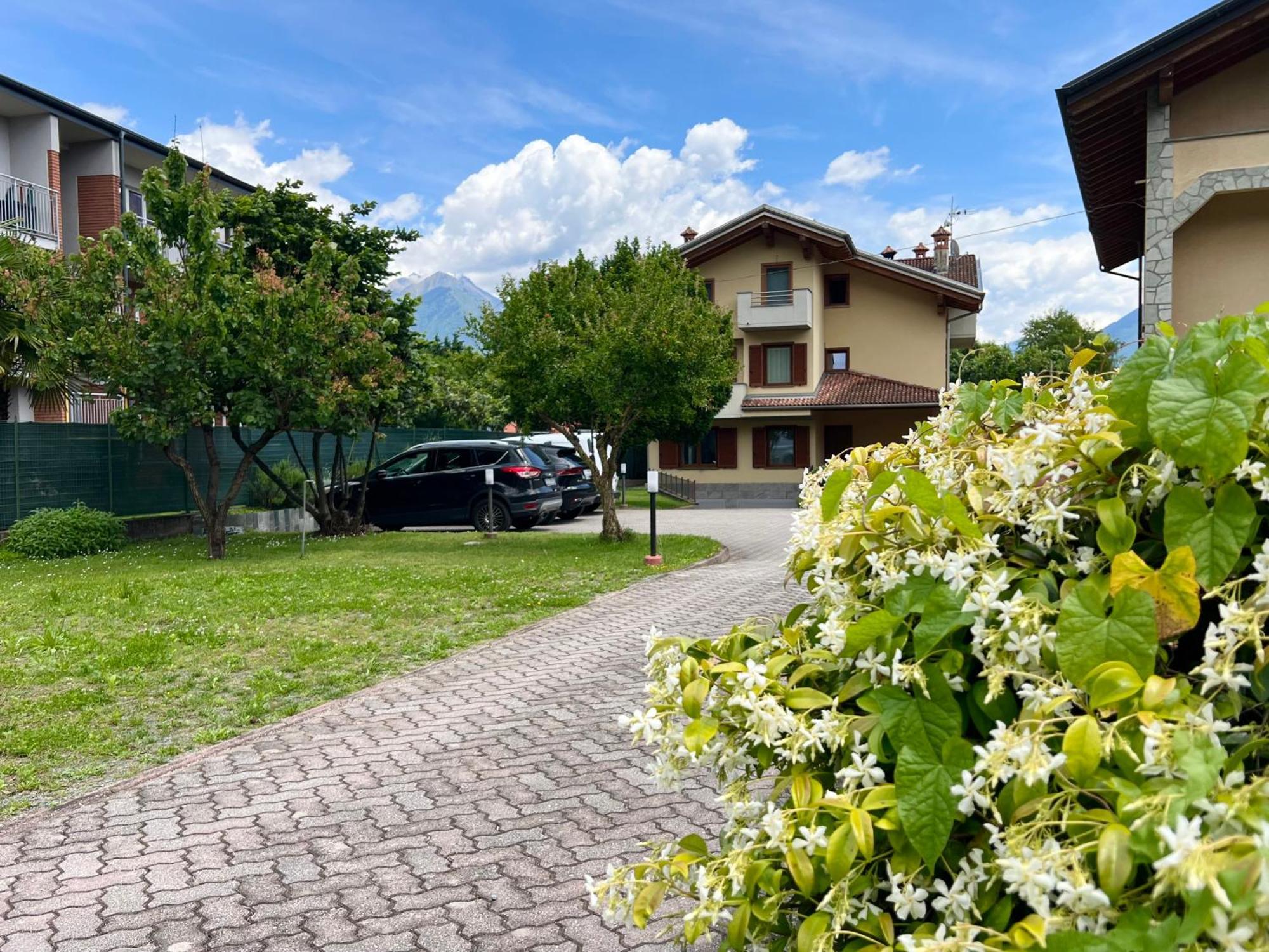 Casa Mimosa The Green View Apartment Domaso Luaran gambar